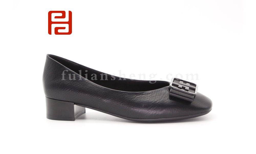 百搭時(shí)尚秋季單鞋女休閑小香風(fēng)方頭淺口女鞋棉麻舒適圖片