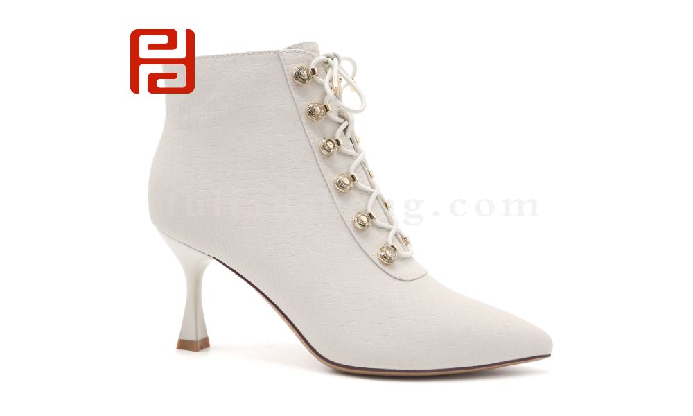 福連升休閑鞋女鞋高跟小短靴百搭尖頭時(shí)裝細(xì)跟保暖秋冬圖片