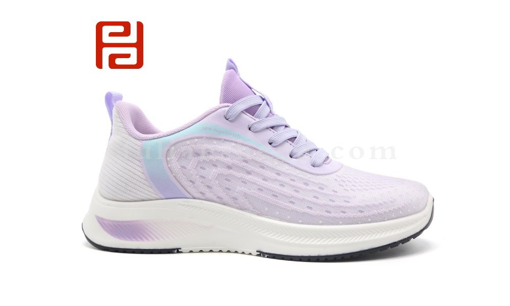 春季透氣休閑運(yùn)動鞋時(shí)尚運(yùn)動女鞋冰絲紗架軟底鞋子